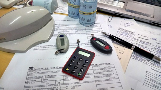 6. Due accounts