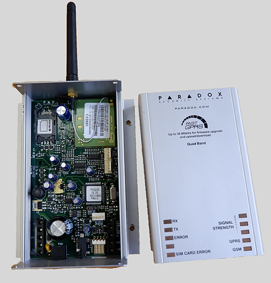 47. GSM komunikátor Paradox [4]