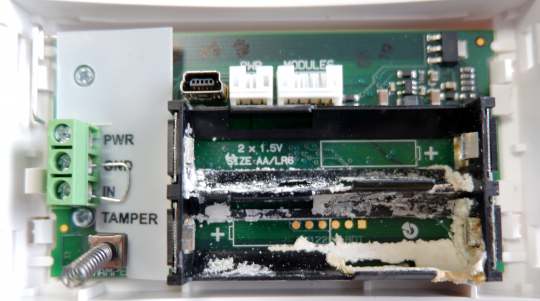 52. ovládací modul, jak nemá vypadat [4]