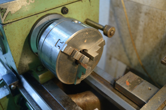 33. Tříčelisťové sklíčidlo