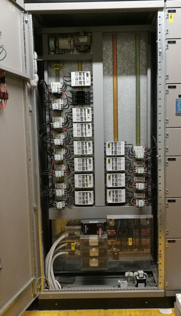 48. Část kompenzačního rozváděče