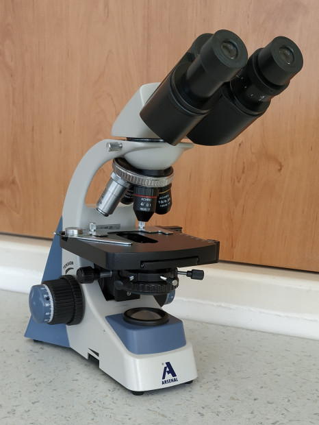 40. Mikroskop Arsenal