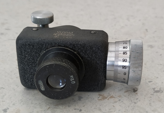 70. Měřící okulár