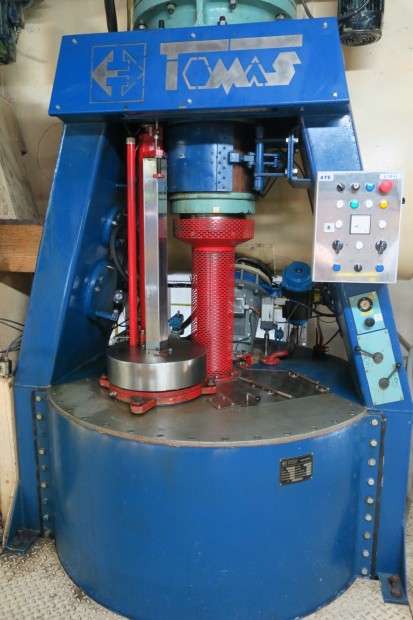 6. Automatická recyklující filtrační odstředivka