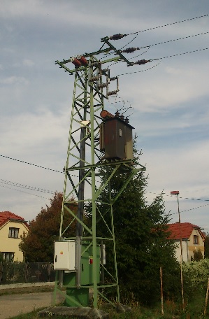 6. Distribuční vedení VN ukončené transformátorem na NN směrem k běžným odběratelům