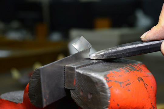 Sekáč příliš položený