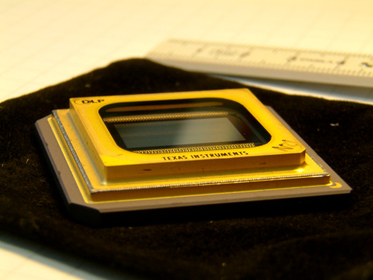 43. DMD čip od firmy Texas Instruments. Zdroj: [18]