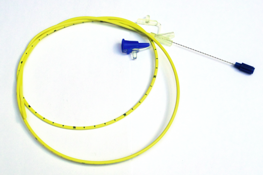 194. Dvouluminální katetr