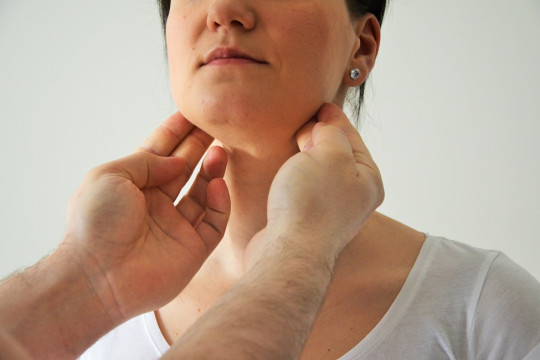 5. Vyšetření krčních mízních uzlin pohmatem