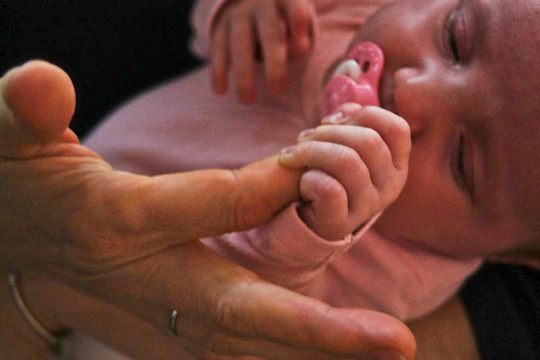 25. Úchopový reflex