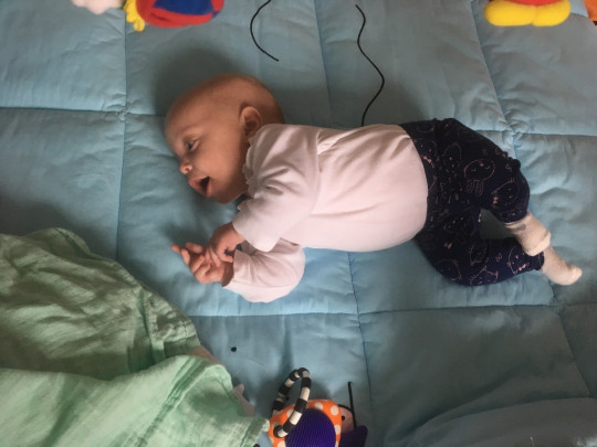 38. Přetáčení ze zad na břicho