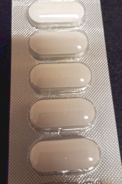 24. Vaginální tablety