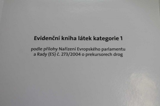 19. Titulní strana Evidenční knihy látek kategorie 1