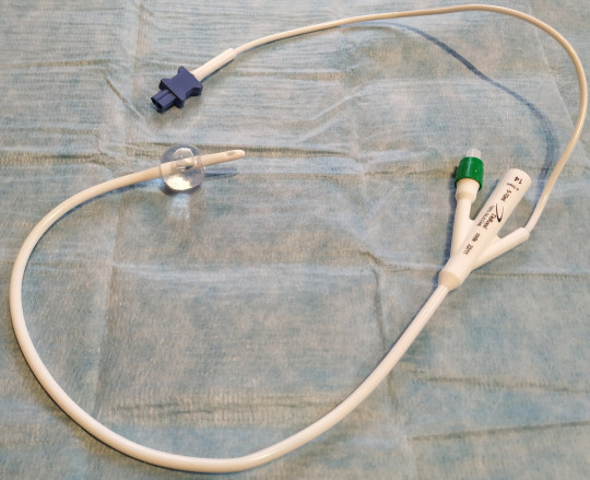 8. Permanentní močový katétr s termistorem