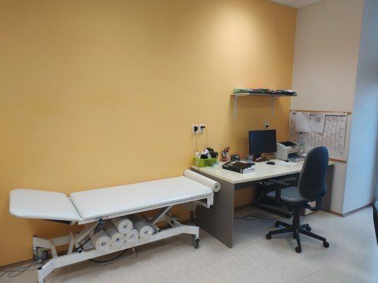 44. Transplantační ambulance – vyšetřovací lůžko